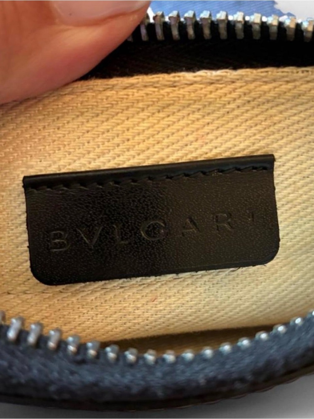 Bulgari Denim Canvas and Black Leather LOGOMANIA Crossbody mini bag - Picture 7 of 8